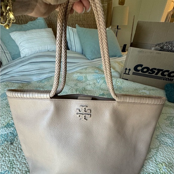 Tory Burch Handbag/Tote - Picture 3 of 4
